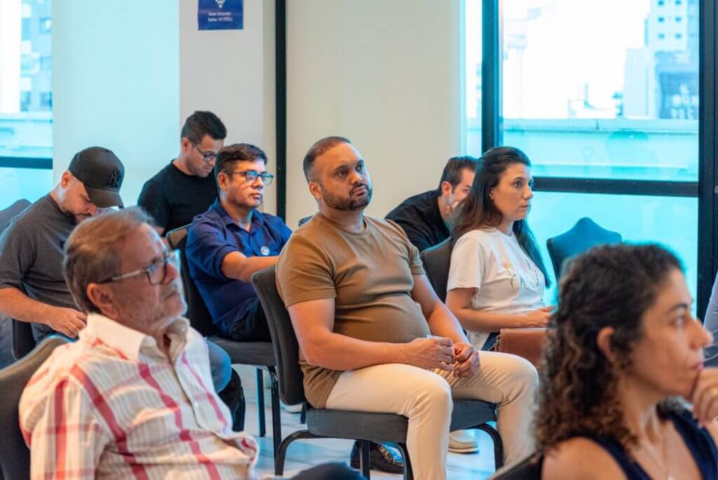 1º reunião dos associados